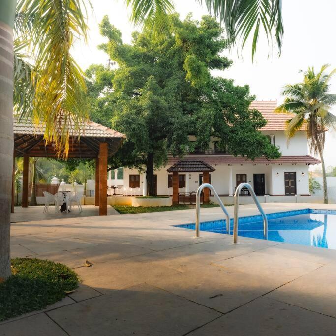 Tamarind Heritage Holiday Home アンガマリー エクステリア 写真