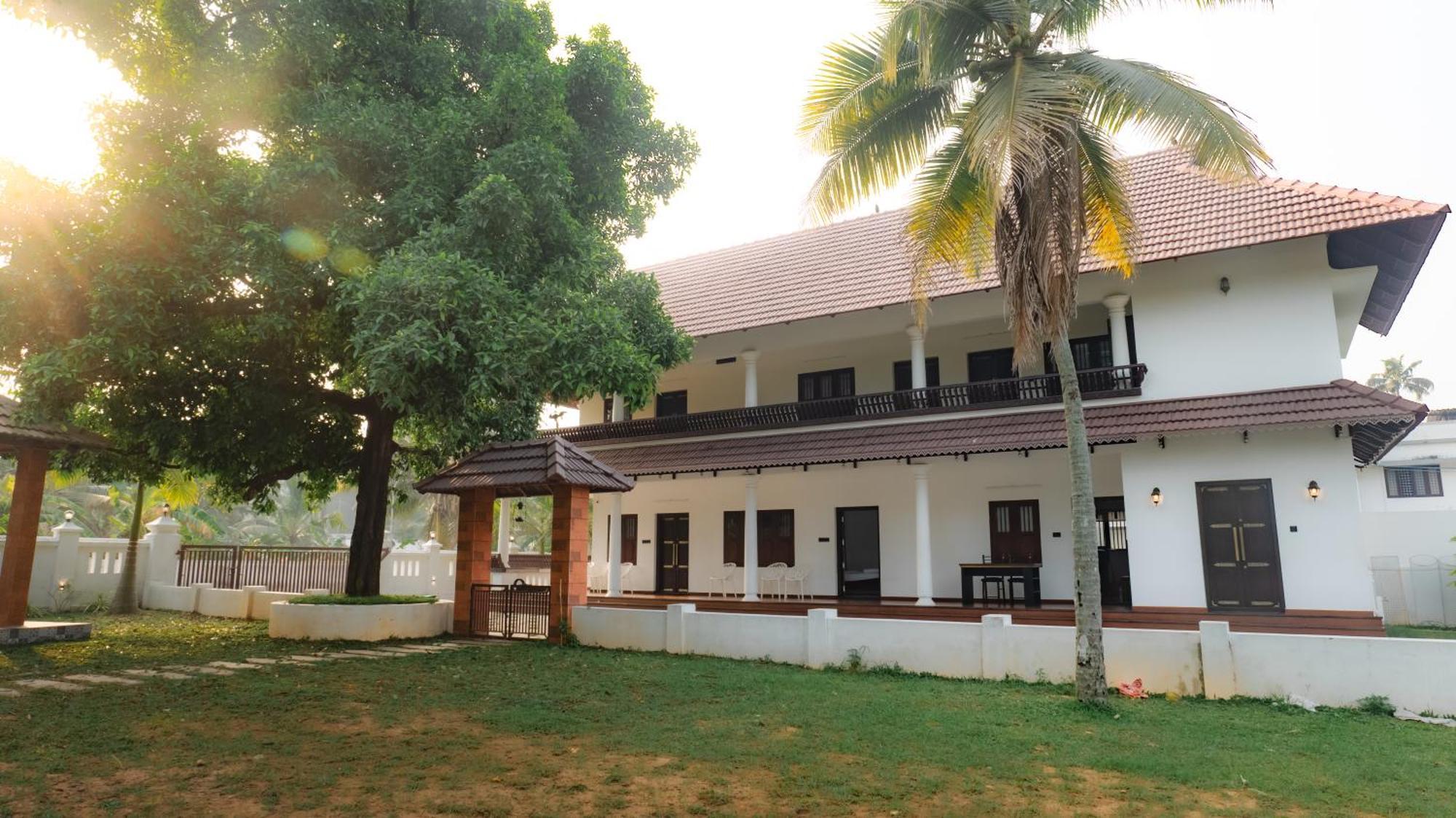 Tamarind Heritage Holiday Home アンガマリー エクステリア 写真