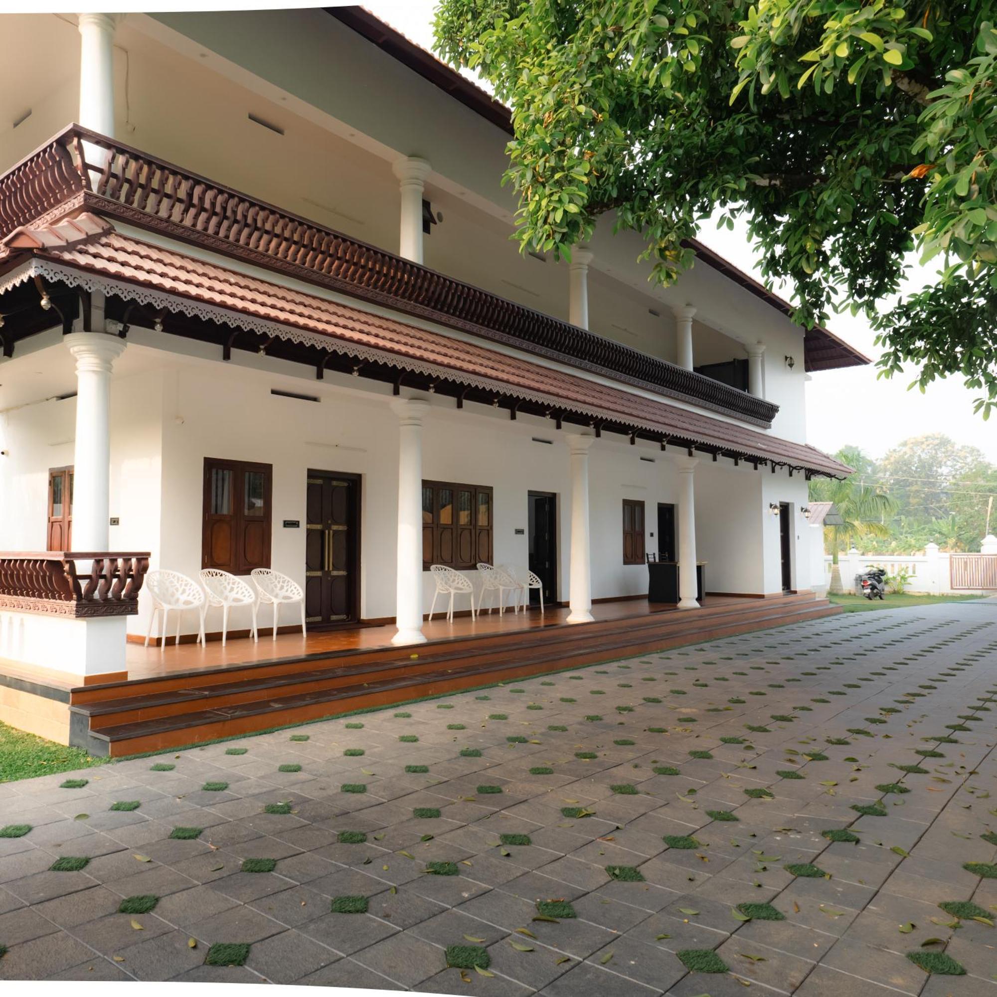 Tamarind Heritage Holiday Home アンガマリー エクステリア 写真